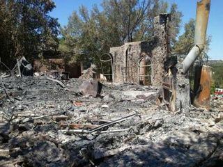 Home_destroyed_at_Steiner_Ranch_by_Erika_Aguilar_090611